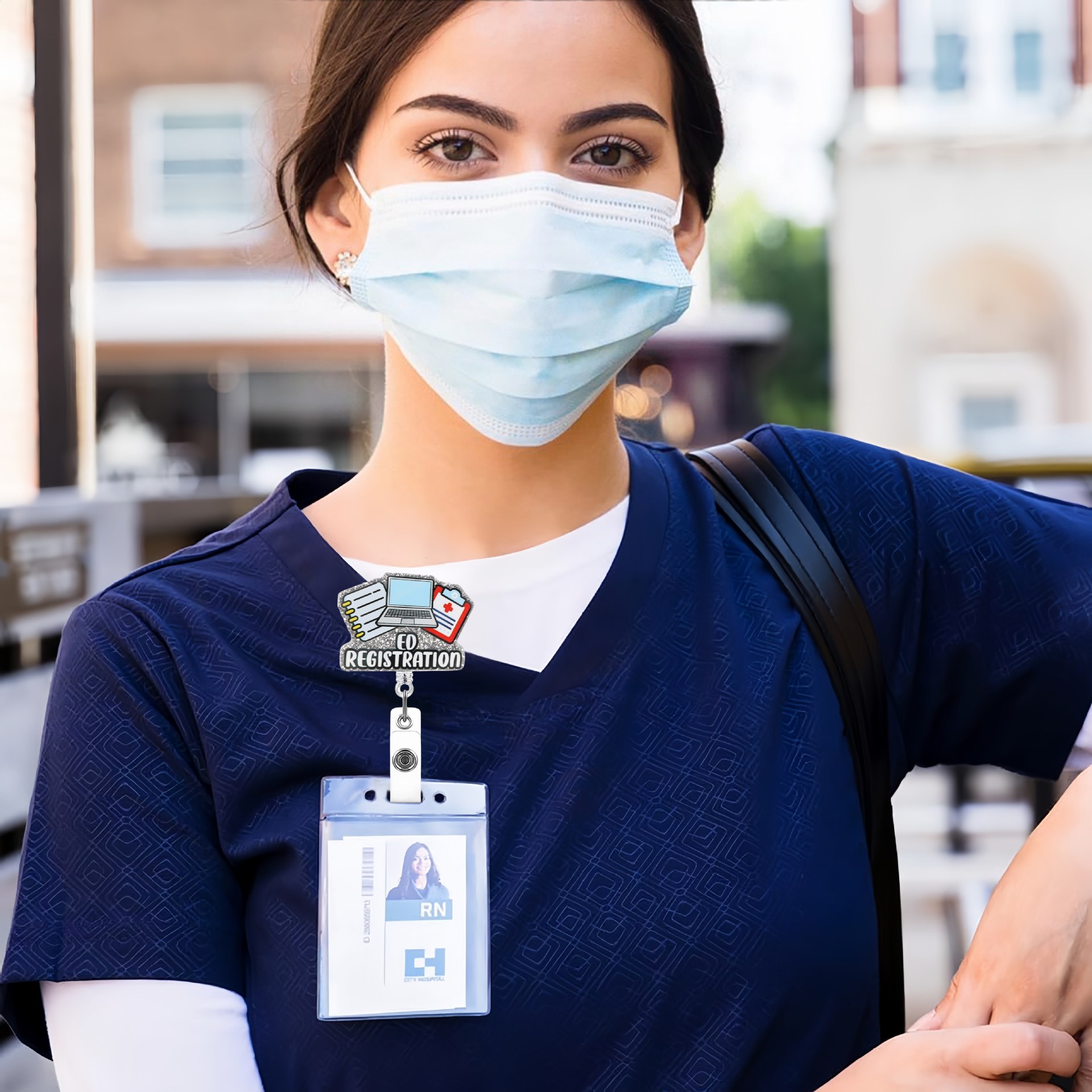 Nova Chegada: Porta-Crachá Ret - Xray Tech Accessories avaliação e preço